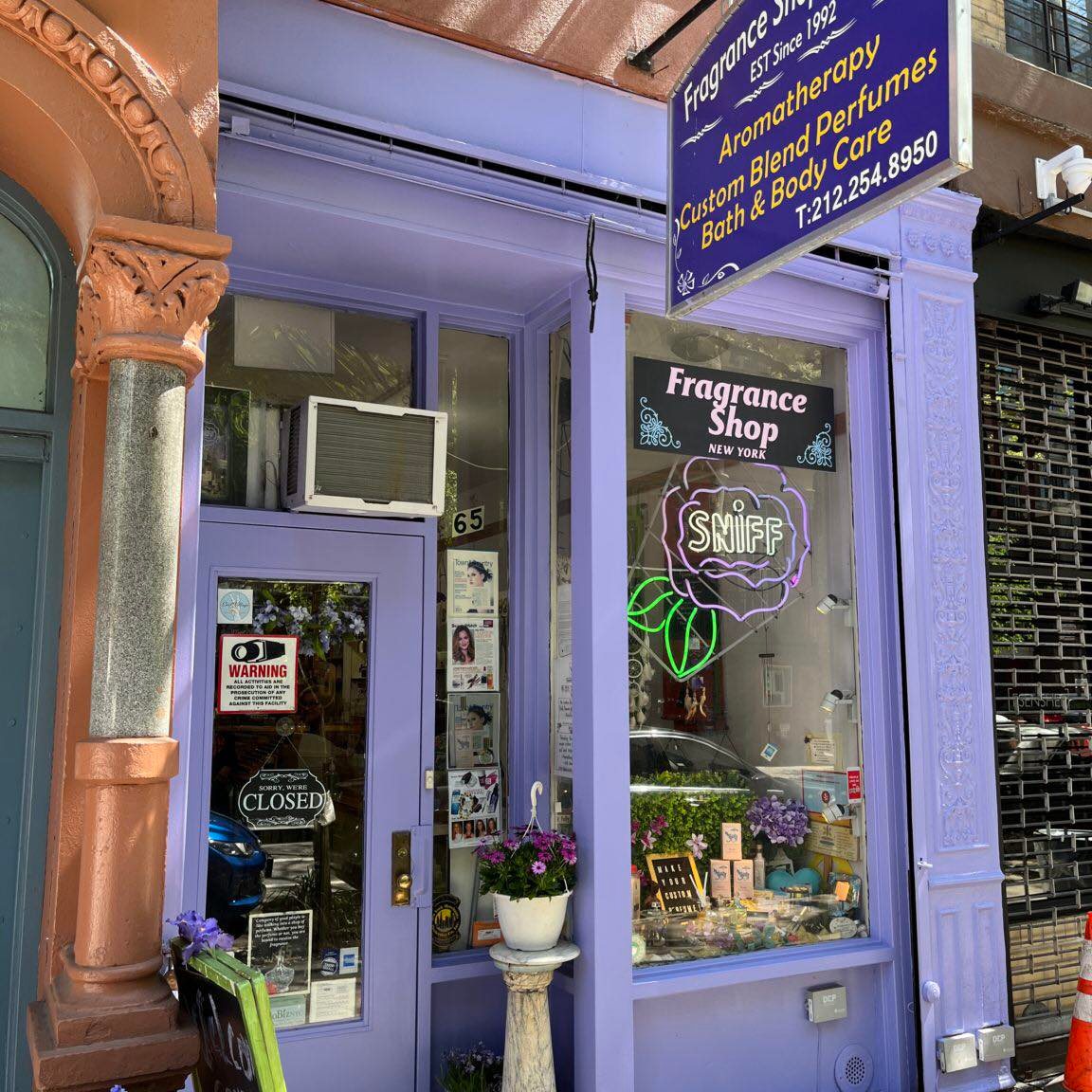 Fragrance shop  - north america yellow pages